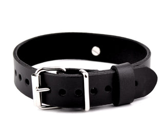 Custom Engraved Black Leather Collar with Kitten Bell – 'Little Kitten'