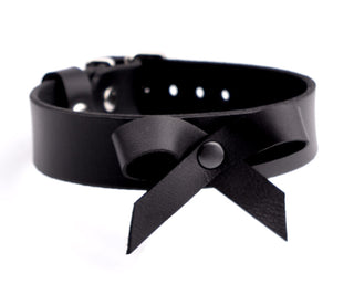 Black Leather Collar With Bow | BDSM Leather Collar