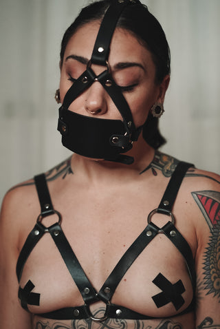 Leather Flat Panel Gag Head Harness - Black